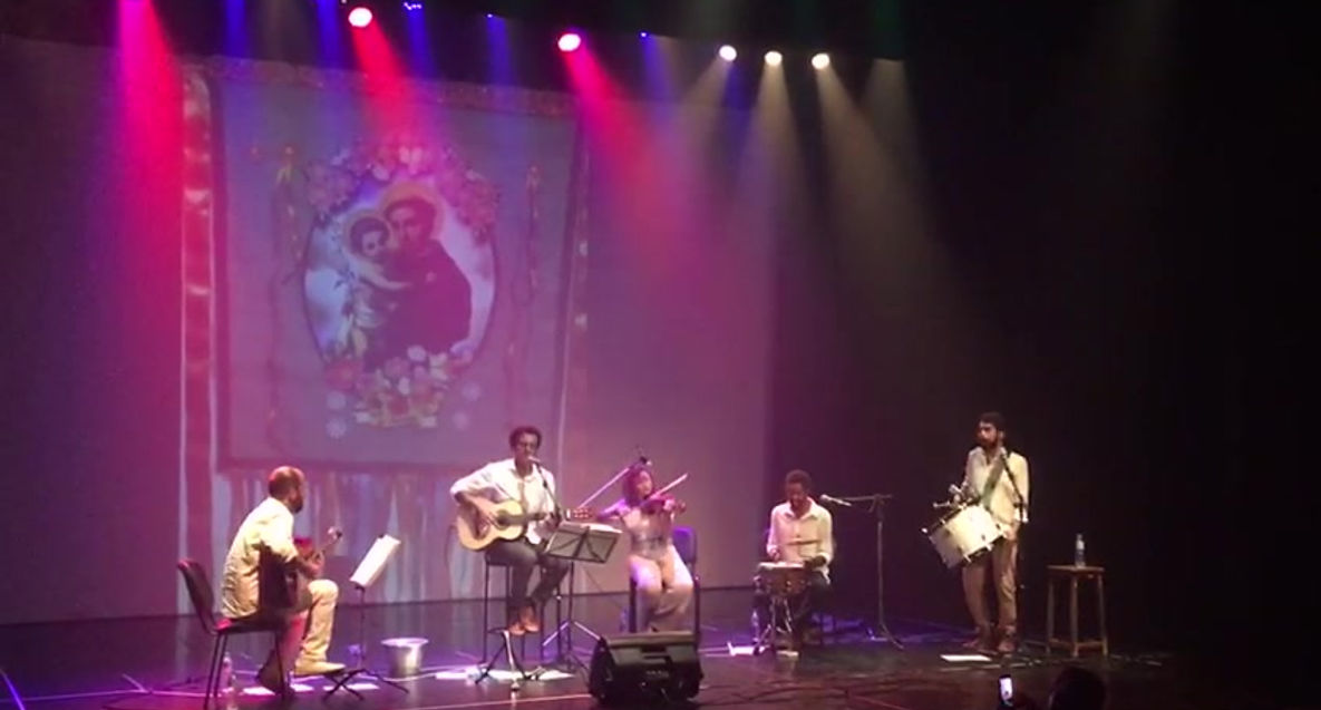 Nos Sambas de Caetano Veloso - SP